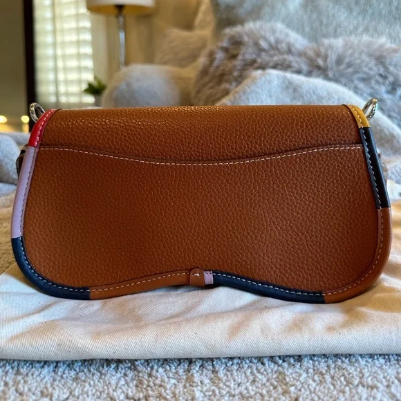 Wavy Dinky In Coachtopia Leather With Upcrafted Scrap Binding - Picture 3 of 13